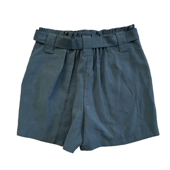 NWOT NINE WEST Shorts Size Medium - Picture 2 of 7